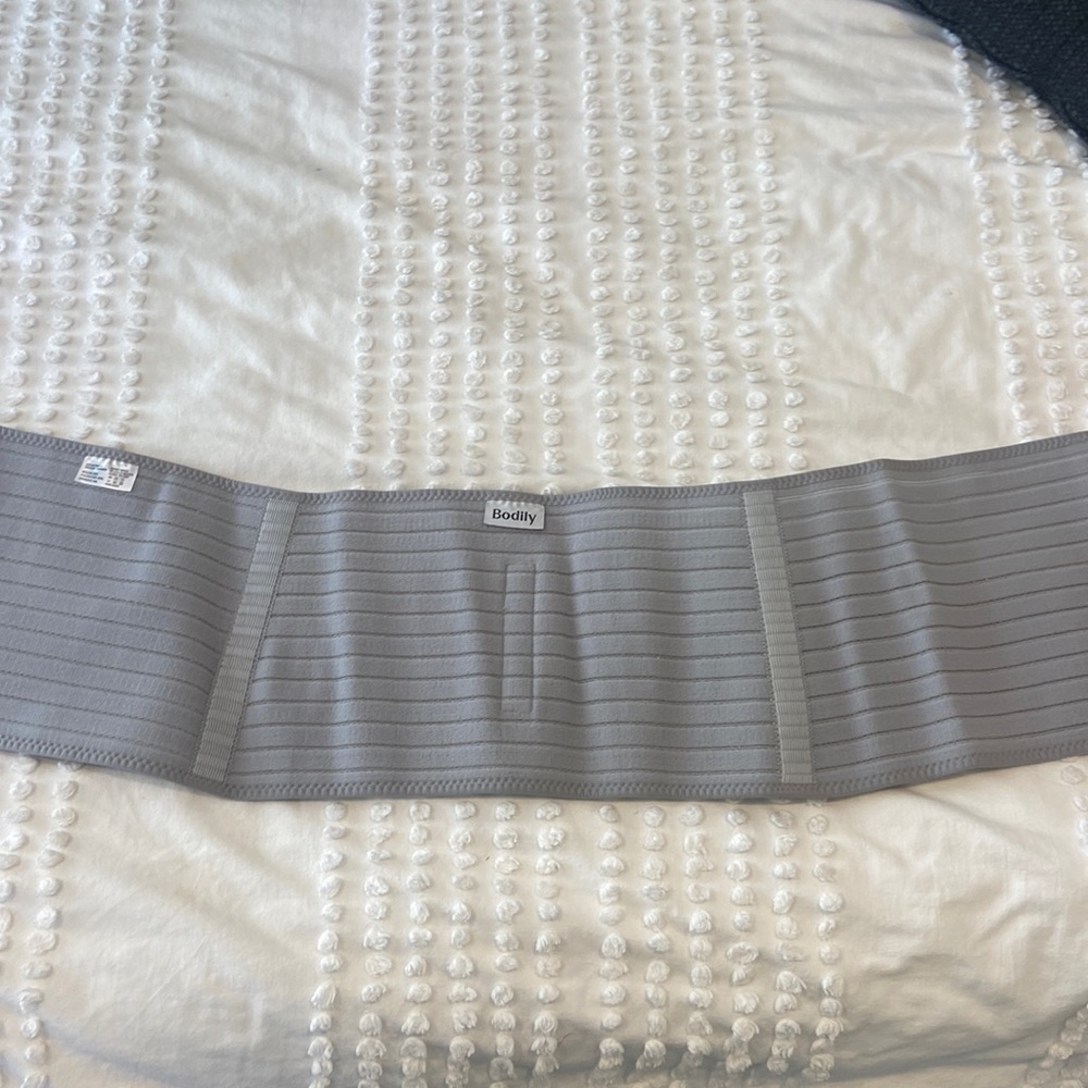 New (without tags) Bodily post partum belly band